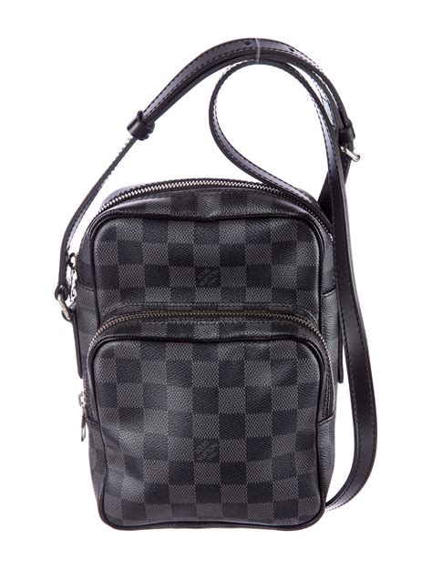 louis vuitton crossbody messenger|louis vuitton crossbody men.